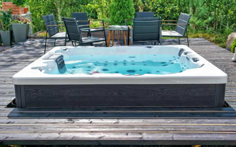 Jetted Tub Replacement in Saint Petersburg, FL